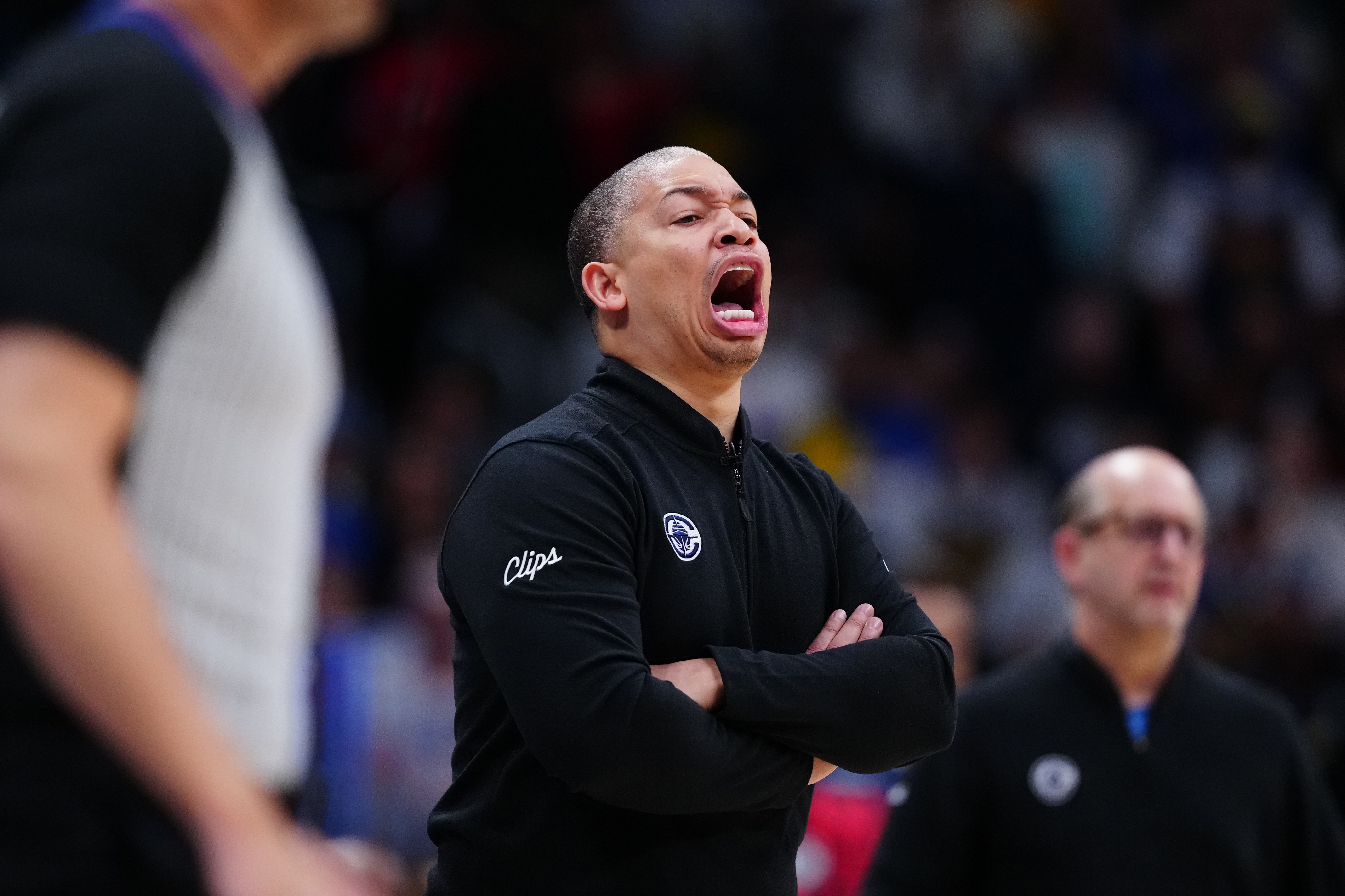 WilliamHill-离奇快船：卖全明星遣功勋 比尔报销 东道主无全明星 登走不欠4.0