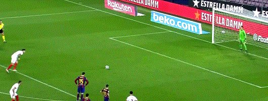 1614808815158075564.gif 威廉希尔体育-【国王杯】皮克补时追平 巴萨加时3-0逆转进决赛